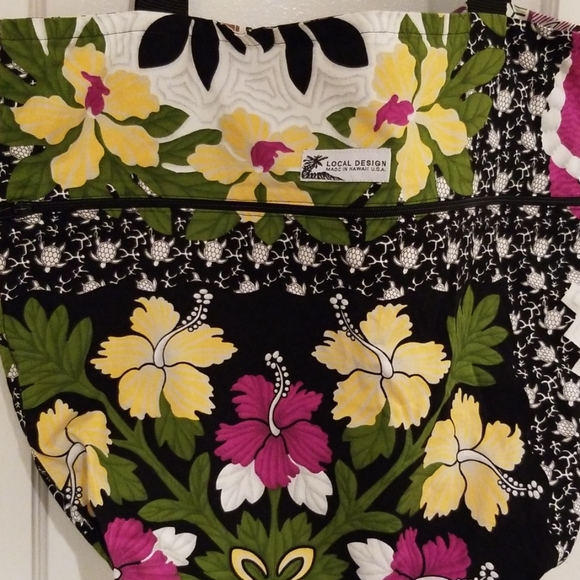 Cotton Reversible Hawaiian Floral Bright Turtles Tote Bag - Picture 3 of 8